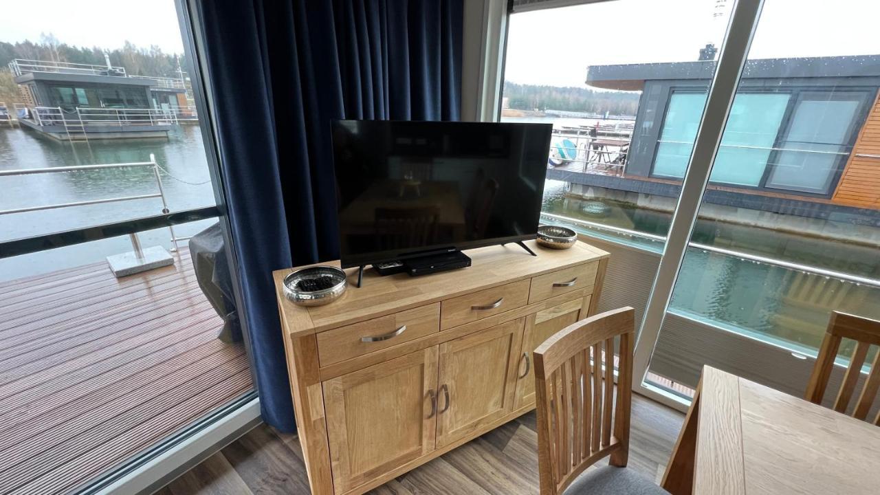 Hausboote Am Baerwalder See Traumhaus-Mieten Klitten Εξωτερικό φωτογραφία